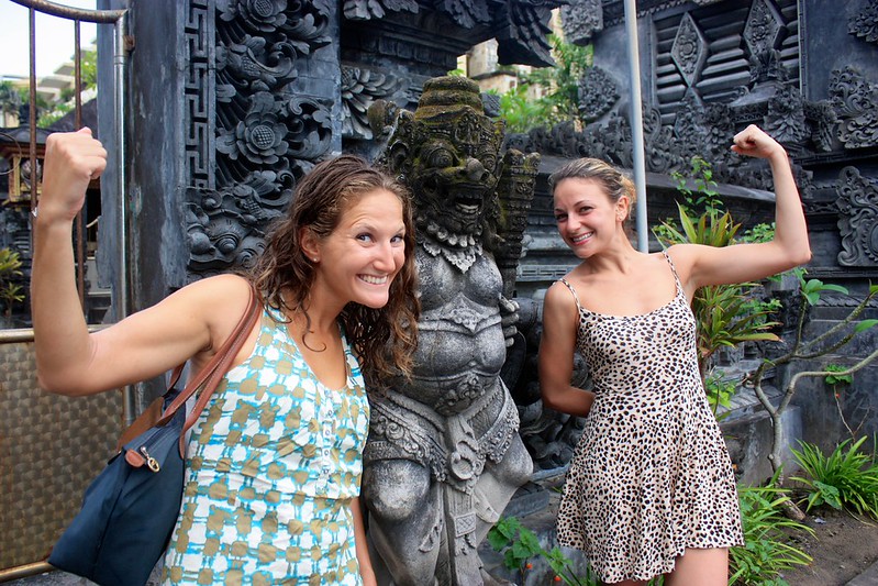 Lina and Dina showing the gate guardian who is boss Lina and Dina showing the gate guardian who is boss