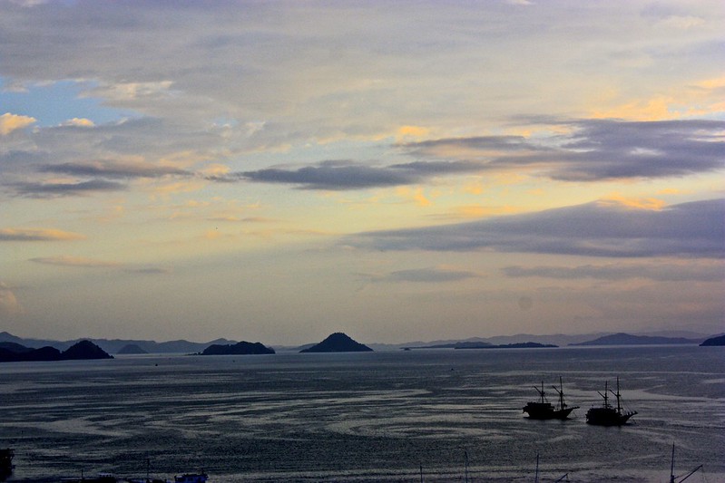 sunset and water currents paint the Labuan Bajo harbor sunset and water currents paint the Labuan Bajo harbor