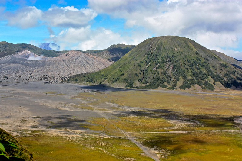 Bromo up close