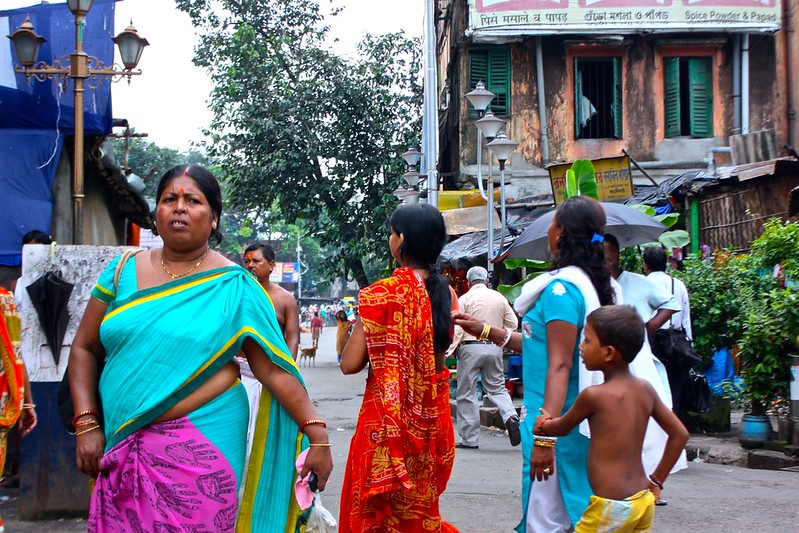 people on the streets of Kolkata people on the streets of Kolkata
