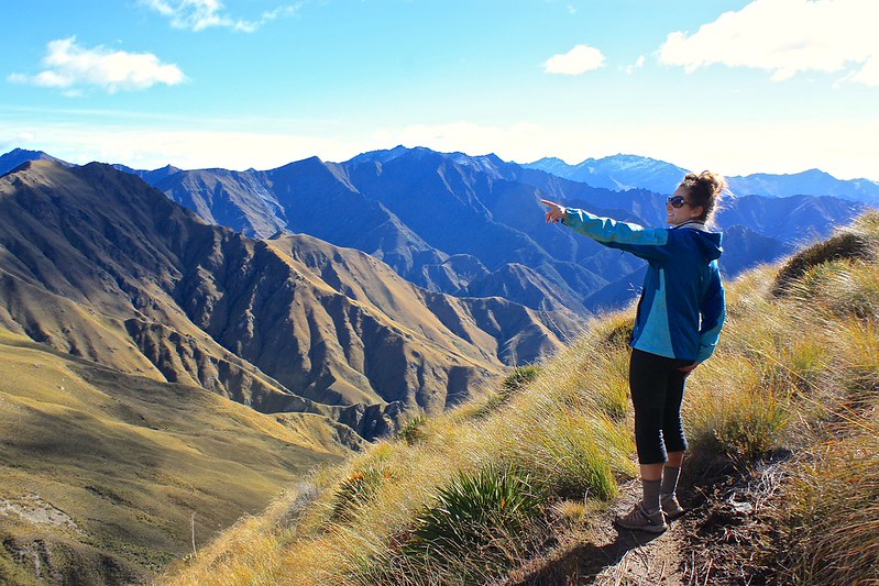 Lina points back at Ben Lomond summit Lina points back at Ben Lomond summit