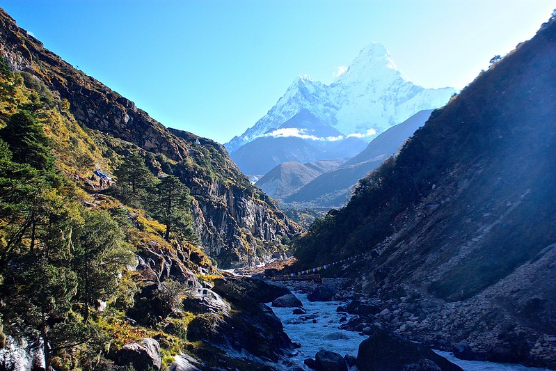 morning hike with constant views of Amadablam morning hike with constant views of Amadablam