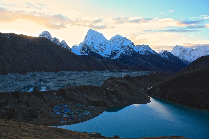 sunrise climb to Gokyo Ri sunrise climb to Gokyo Ri