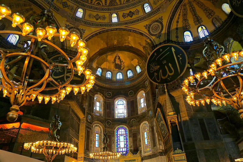 Virgin Mary and Jesus along side Islam script in Hagia Sophia Virgin Mary and Jesus along side Islam script in Hagia Sophia