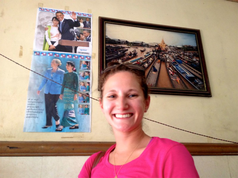 Lina, Obama and Hillary at the bus terminal Lina, Obama and Hillary at the bus terminal