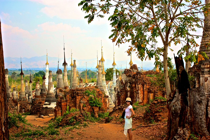 Looking out over the stupas of Inn Dain Looking out over the stupas of Inn Dain