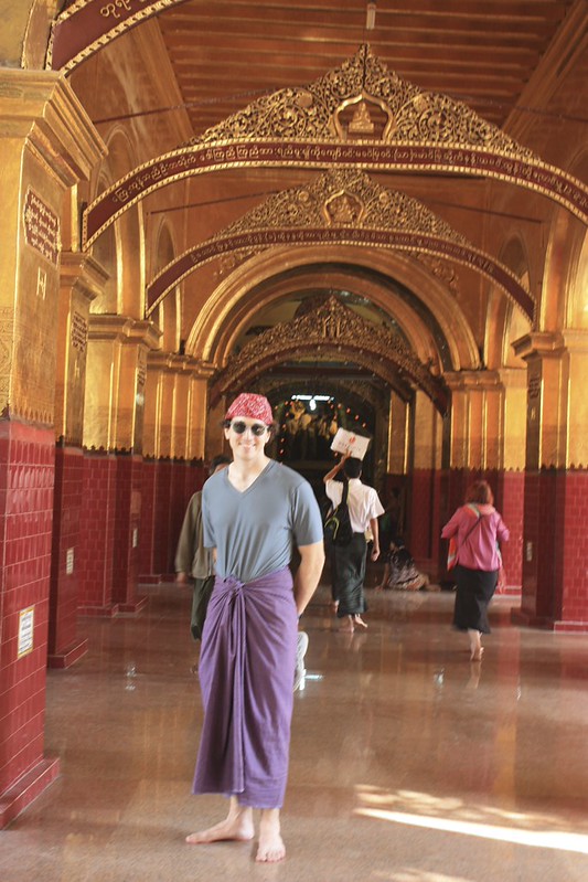 And yes, the place was so holy that I had to cover my knees. A traditional longyi was available at the south gate for free with deposit of my shoes