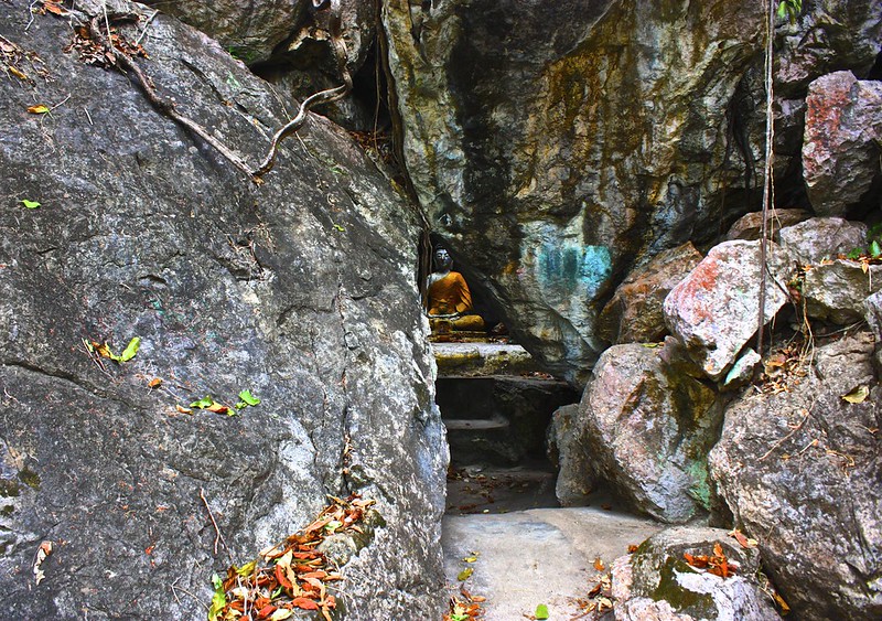 can't have a cave without a Buddha
