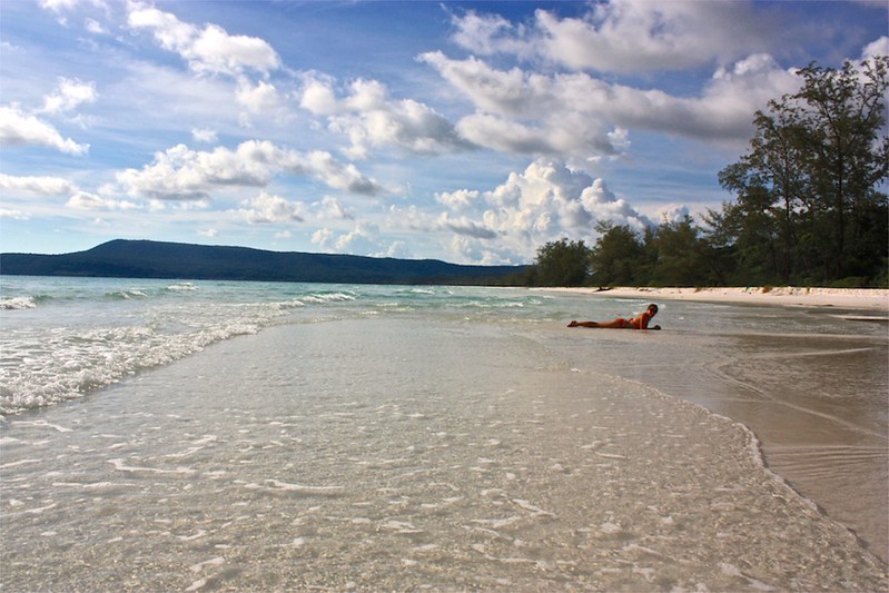 Lina enjoying Long Beach Lina enjoying Long Beach