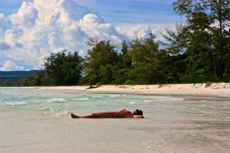 Lina enjoying Long Beach Lina enjoying Long Beach