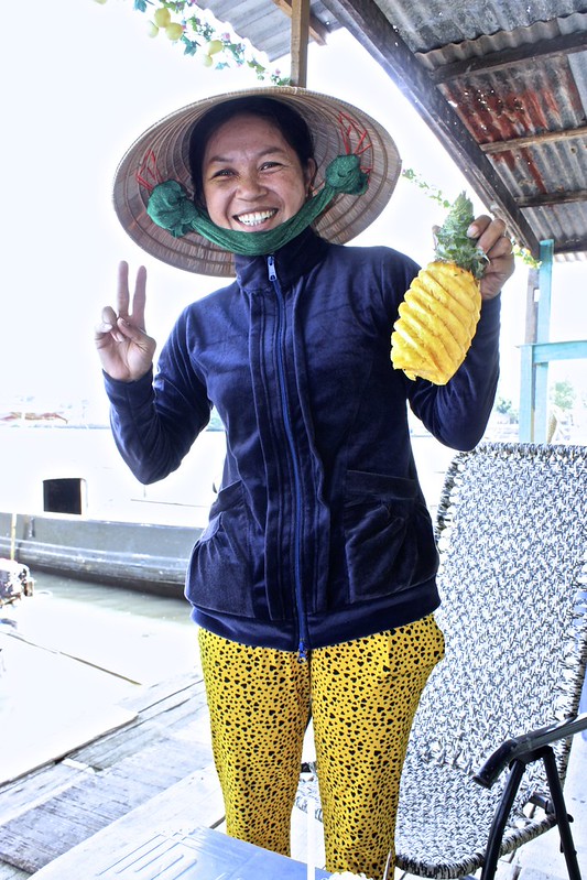 tada! a perfectly cut pineapple