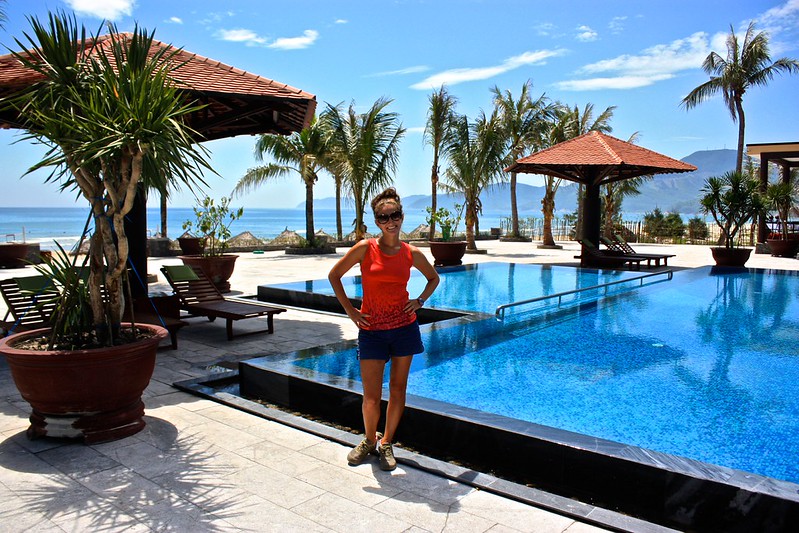 most luxurious bus rest stop ever… between Hoi An and Hue